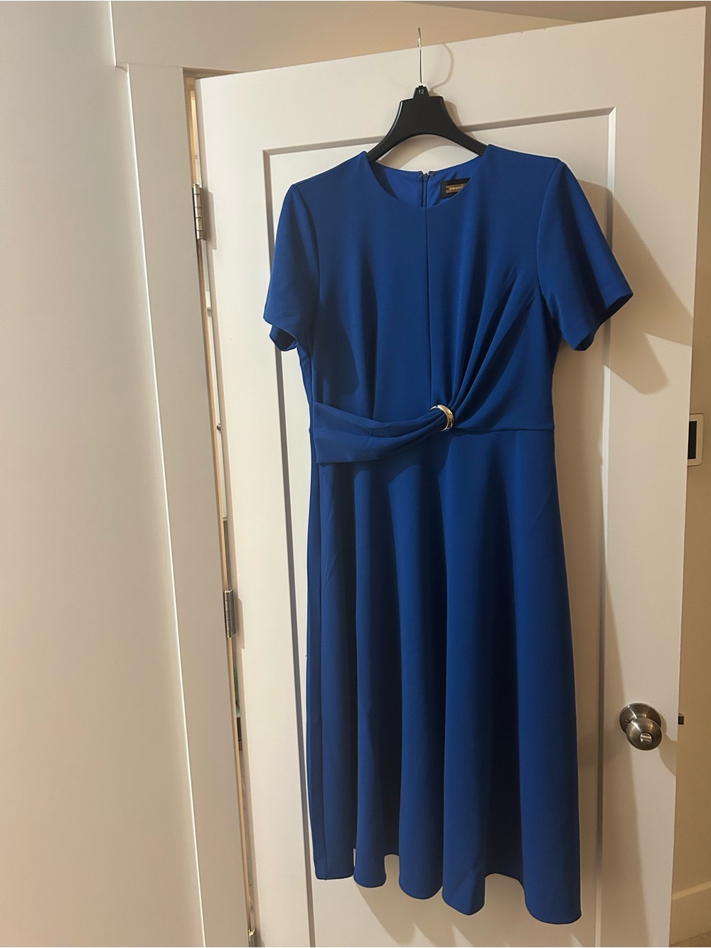 ALEXIA ADMOR - Elegant Royal Blue Short-Sleeve Midi Dress with Waist Knot